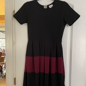 Lularoe Amelia Dress size Small